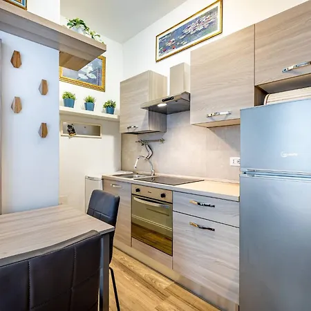 Apartment Yid Business And Turistic Florenz